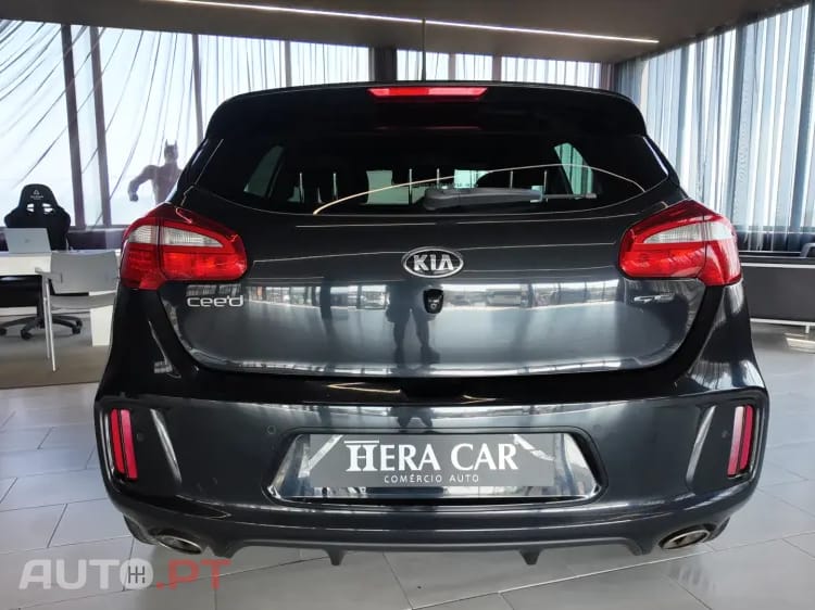 Kia Ceed 1.6 CRDi GT Line