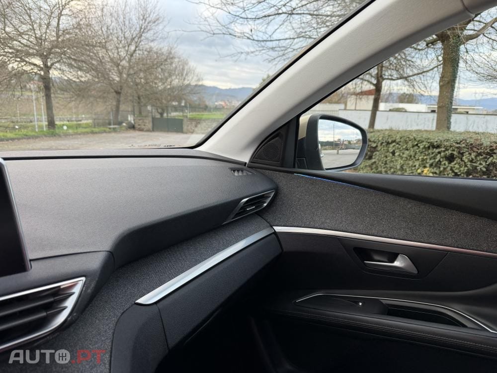 Peugeot 3008 1.6 BlueHDi Allure Grip Control EAT6