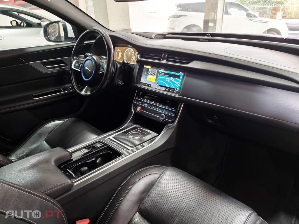 Jaguar XF 20d AWD Aut. R-Sport
