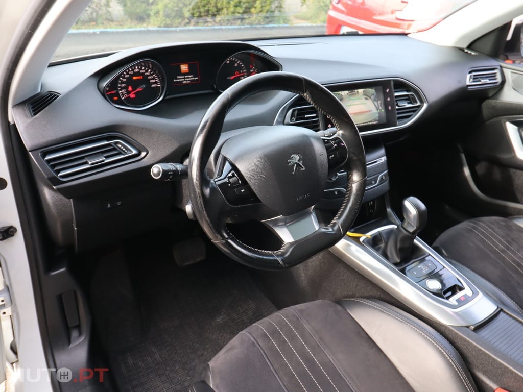 Peugeot 308 SW 1.6 BlueHDi Allure J18 EAT6