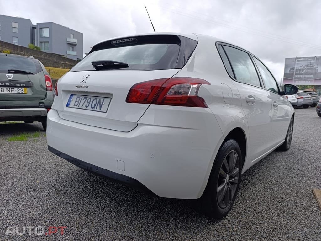 Peugeot 308 1.6 BlueHDi Business Line