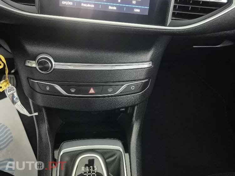 Peugeot 308 SW 1.5 BLUEHDI STYLE
