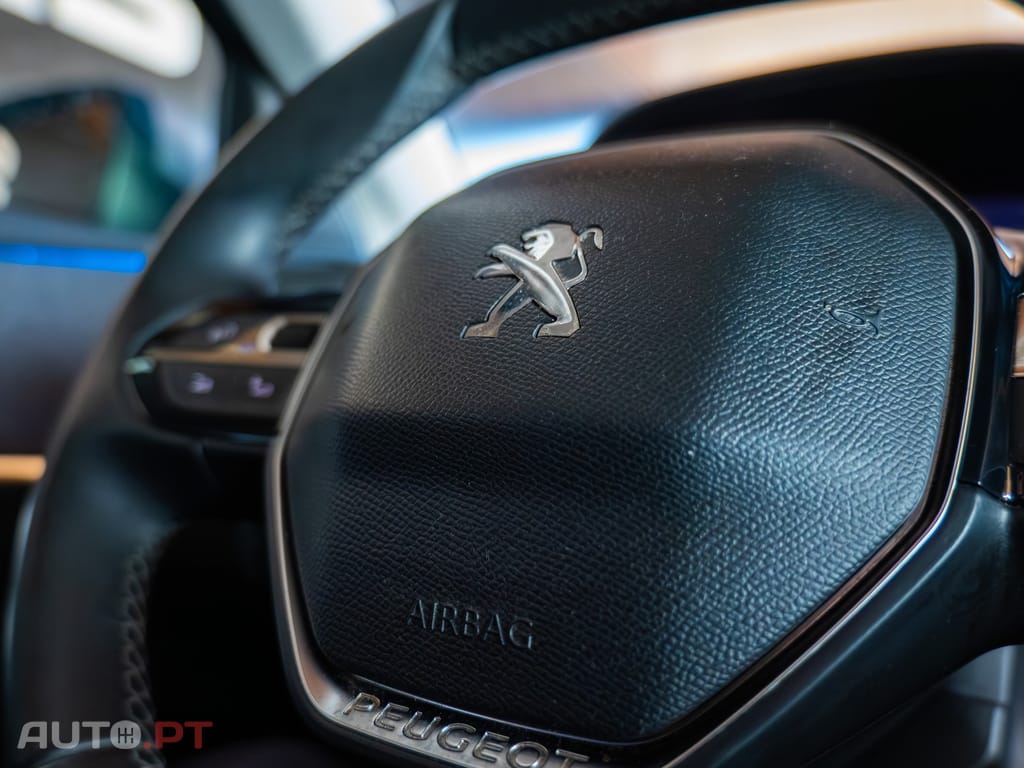 Peugeot 3008 1.2 PureTech Allure Pack EAT8