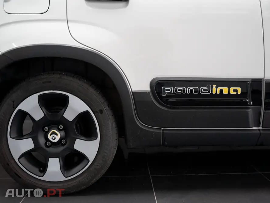 Fiat Panda Pandina 1.0 Hybrid