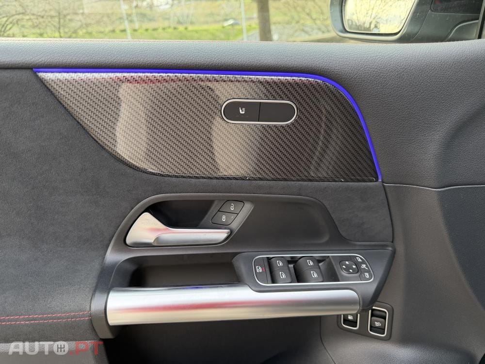 Mercedes-Benz B 250 e AMG Line