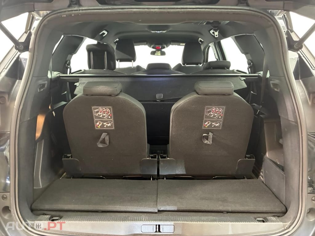 Peugeot 5008 1.2 PureTech Active Pack EAT8