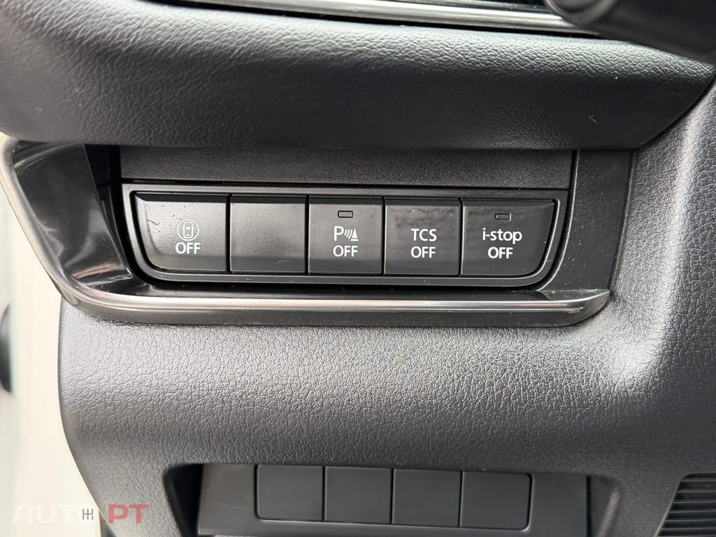 Mazda CX-30 2.0 e-Skyactiv-G Exclusive-line