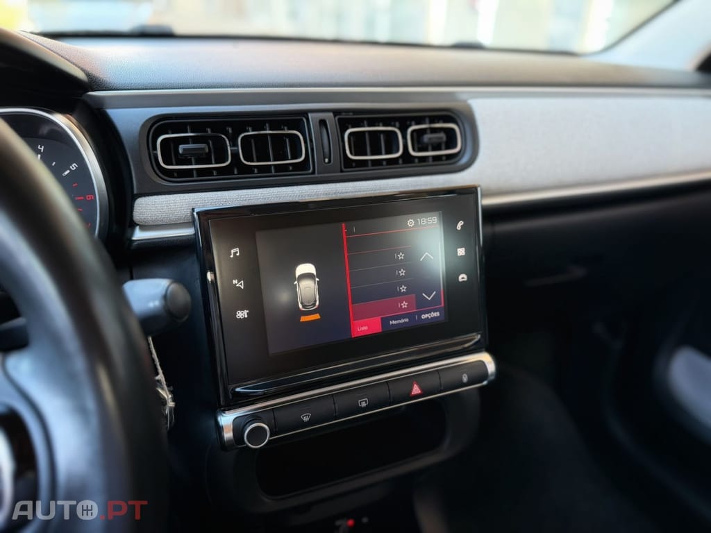 Citroen C3 1.2 PureTech Shine EAT6