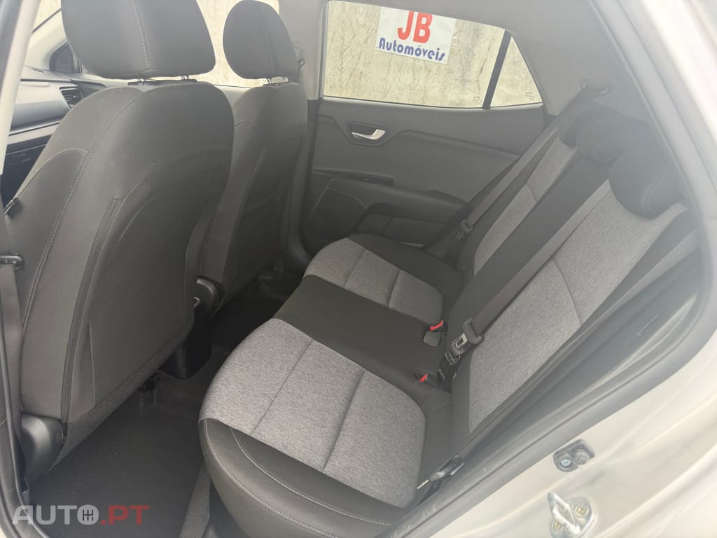 Kia Stonic 1.2 Dynamic
