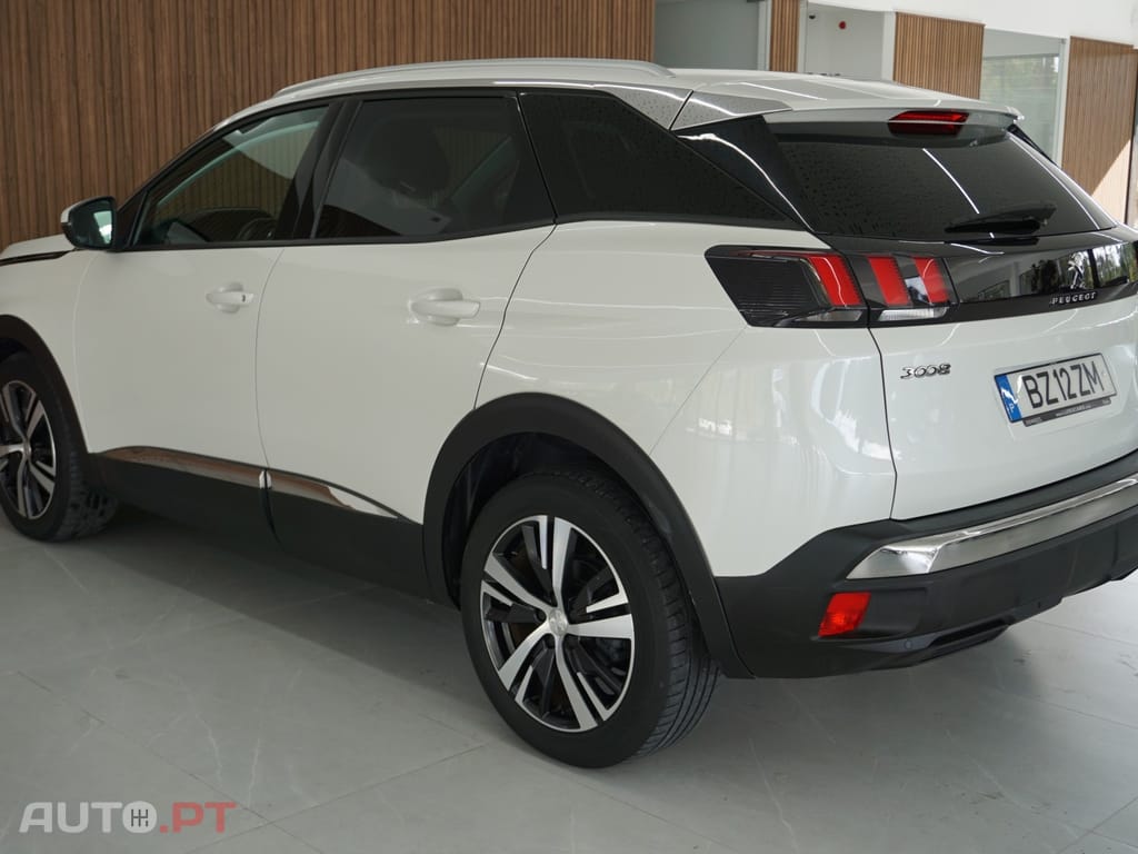 Peugeot 3008 1.2 PureTech Allure