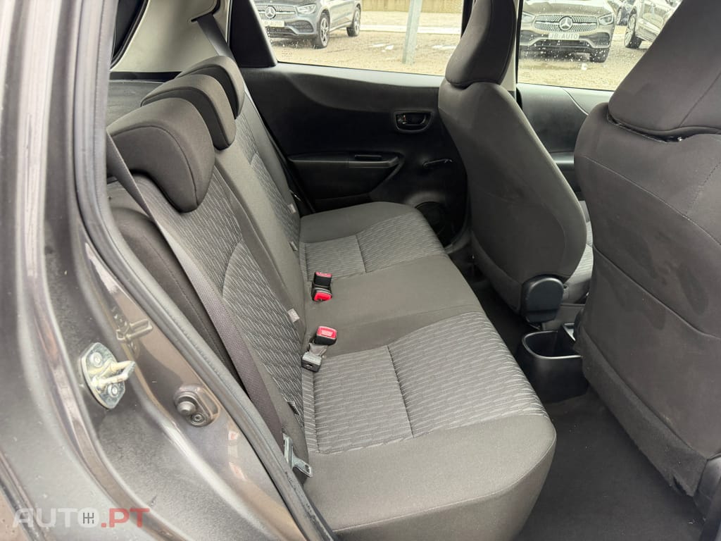 Toyota Yaris 1.0 VVT-i Comfort+AC