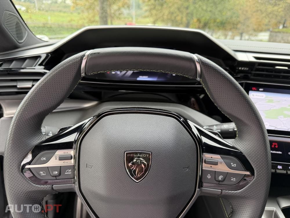 Peugeot 408 1.2 PureTech GT EAT8