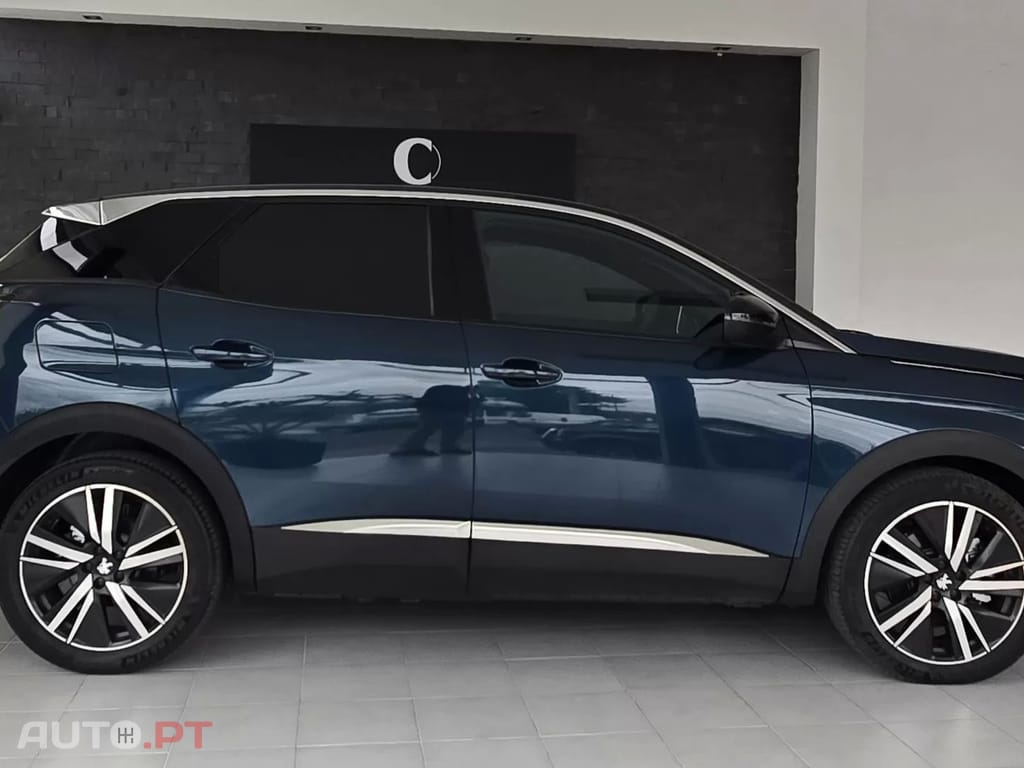 Peugeot 3008 1.6 Hybrid Allure Pack e-EAT8 — fotografia 7