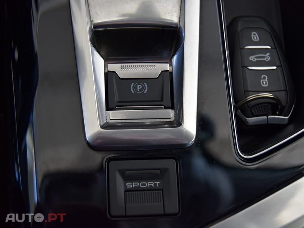Peugeot 3008 1.2 PureTech Allure EAT6