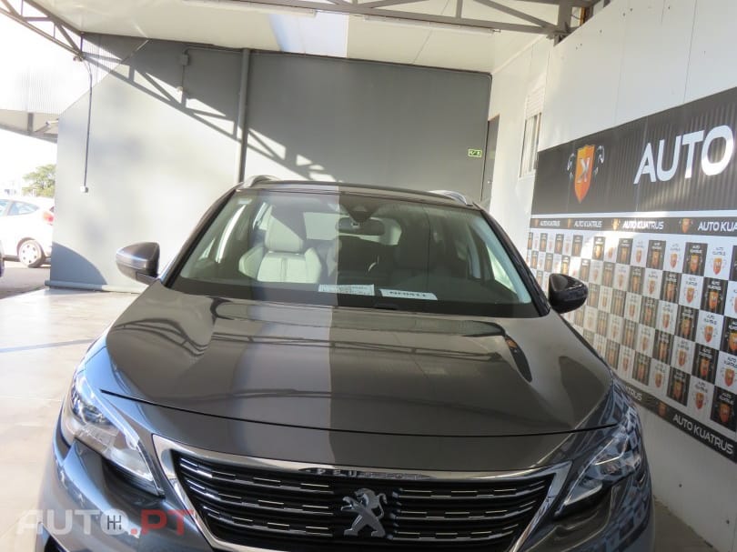 Peugeot 5008 1.5 BlueHDi Allure