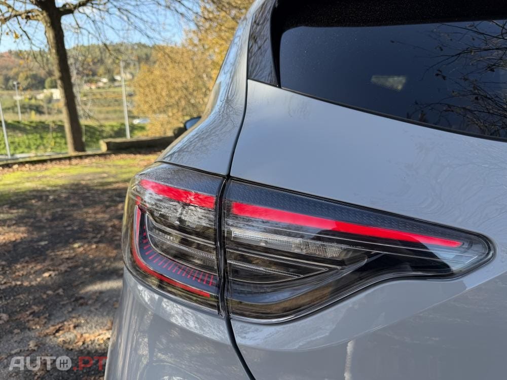 Renault Clio 1.0 TCe Techno Bi-Fuel