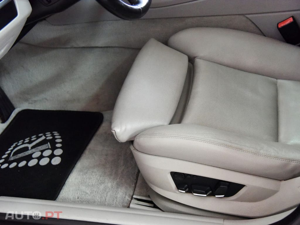 BMW 530 DA TOURING XDRIVE