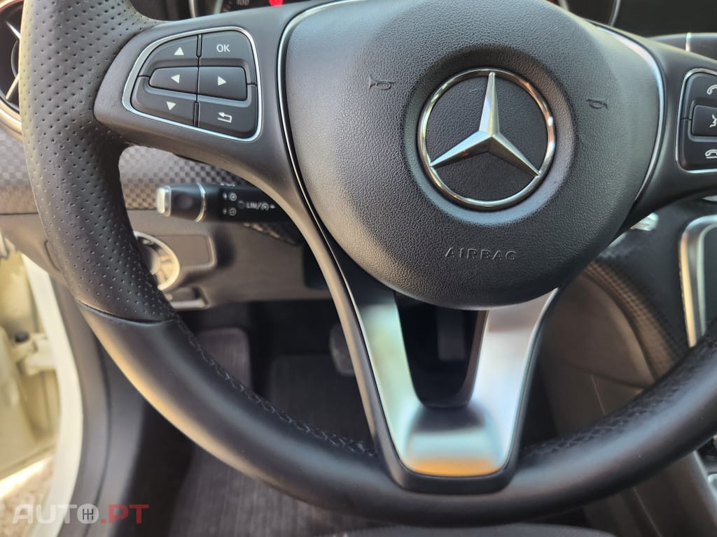 Mercedes-Benz A 180 d 7G-DCT AMG Line