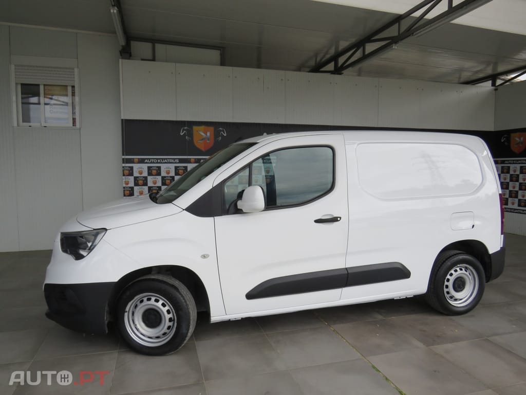 Opel Combo 1.5 CDTi L1H1 Enjoy