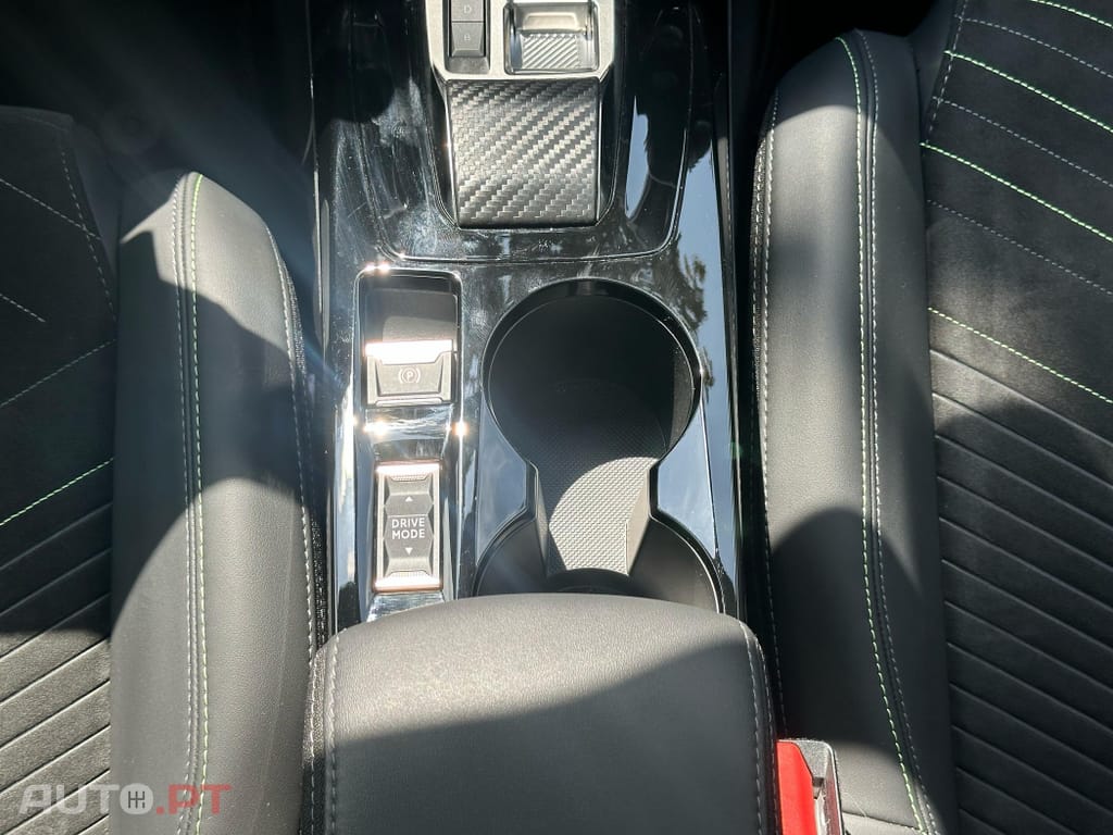 Peugeot E-2008 50 kWh GT Pack
