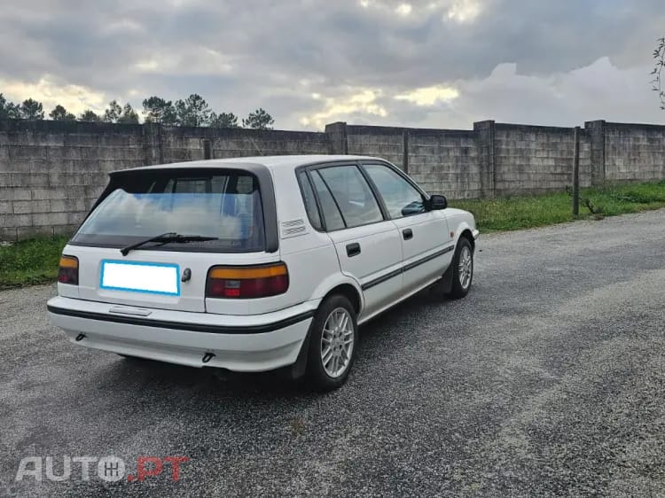 Toyota Corolla 1.3 Gold Line