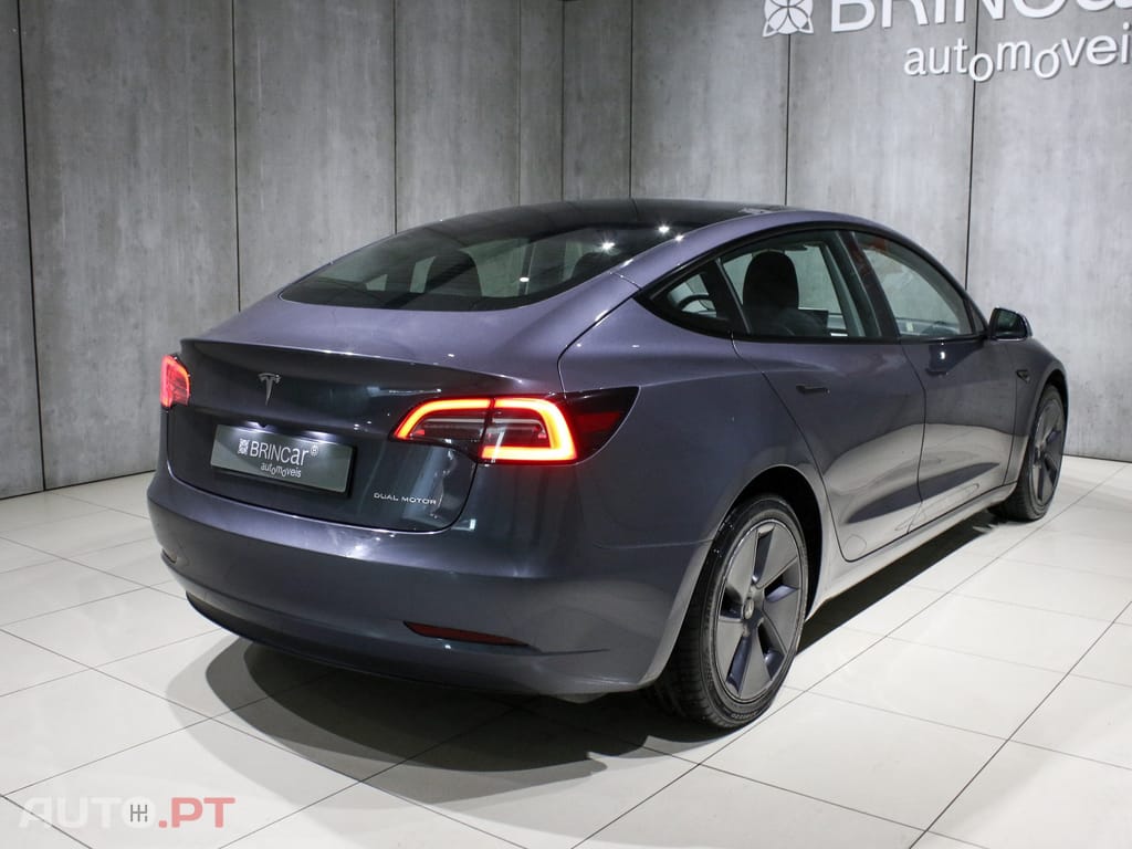 Tesla Model 3 Long Range AWD Dual Motor