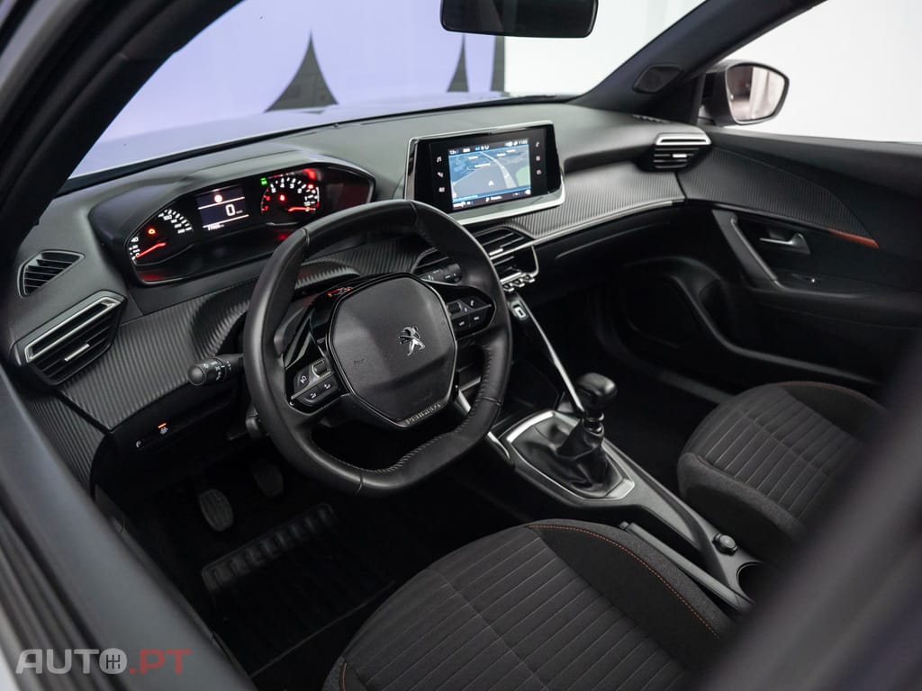 Peugeot 2008 1.2 PureTech Active Pack