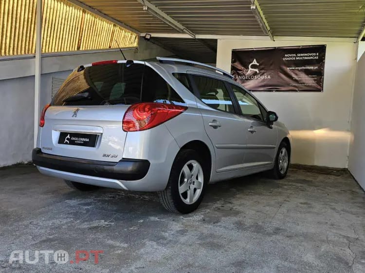 Peugeot 207 SW 1.4 VTi Sportium