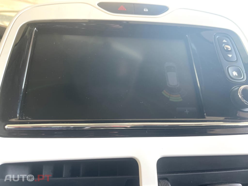 Renault Zoe (s/ Bateria) 22 kwh Zen