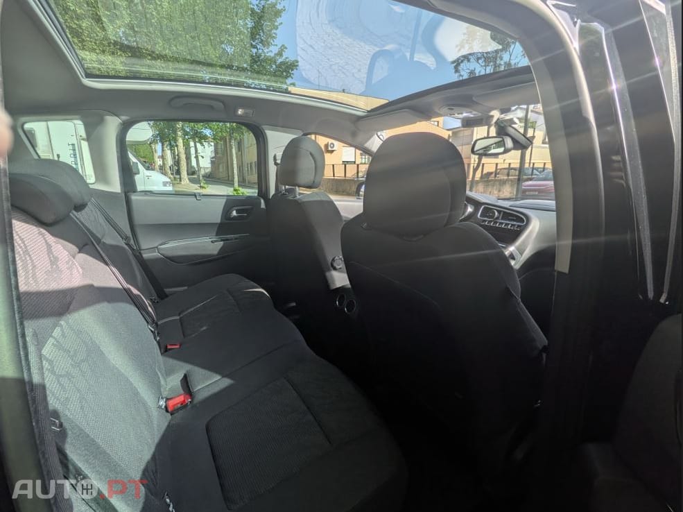 Peugeot 3008 Sport Allure 1.6 HDI 115 CV