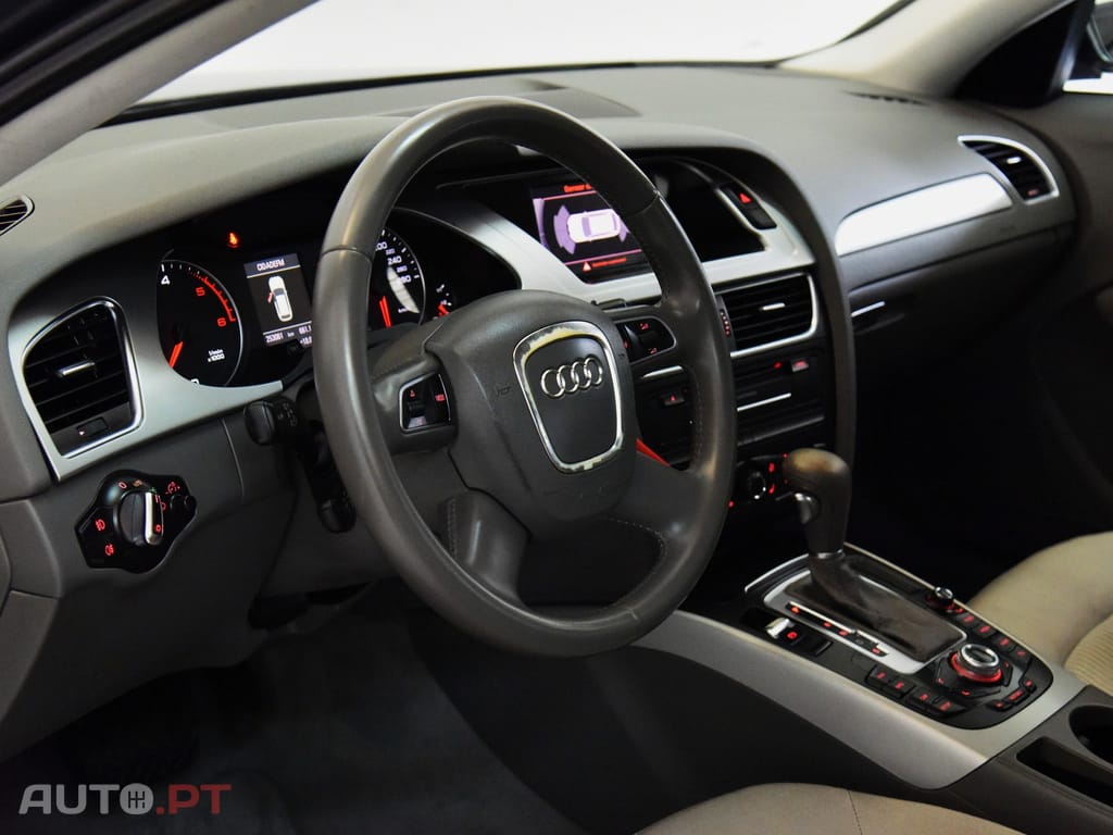 Audi A4 Avant 2.0 TDi Business Line Advance Multitronic