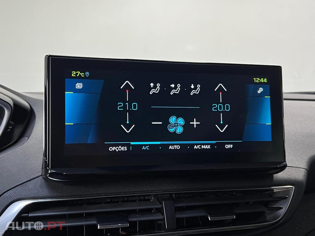 Peugeot 3008 Allure HYBRID 225cv e-EAT8
