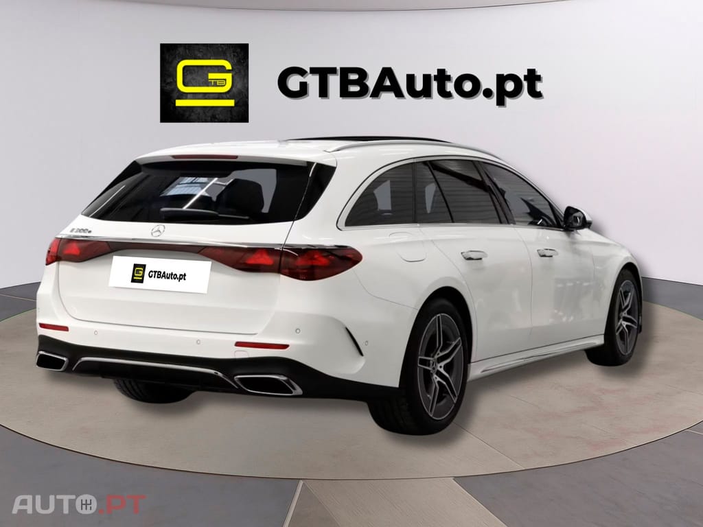 Mercedes-Benz E 300 e T AMG I.V.A DEDUTIVEL 