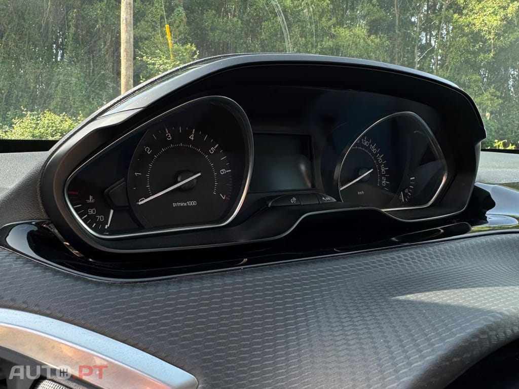 Peugeot 2008 Urban Crossway 1.2 PureTech