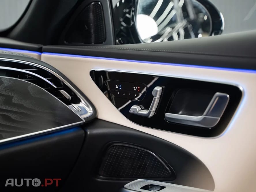 Mercedes-Benz E 300 9G-TRONIC AMG Line