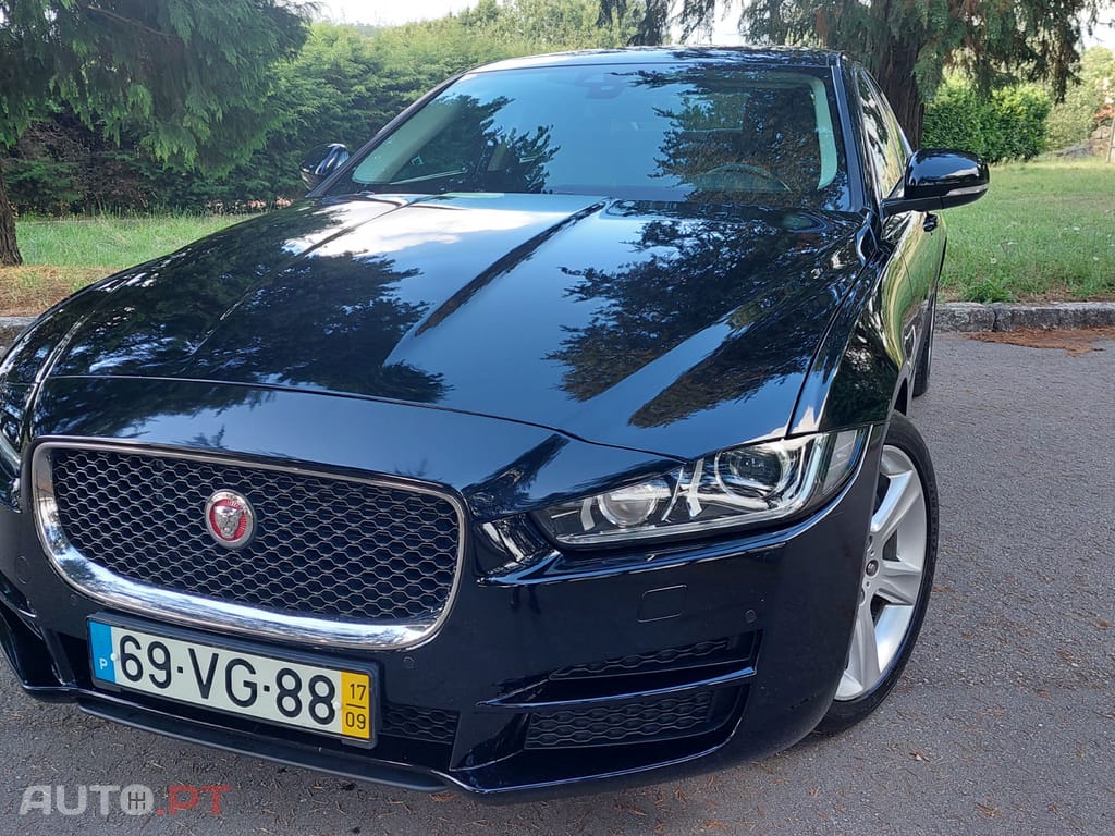 Jaguar XE Prestige