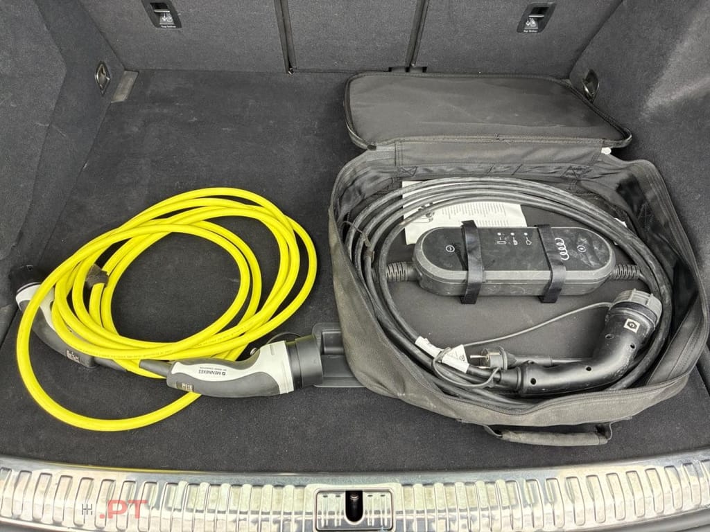 Audi Q3 45 TFSIe S line S tronic