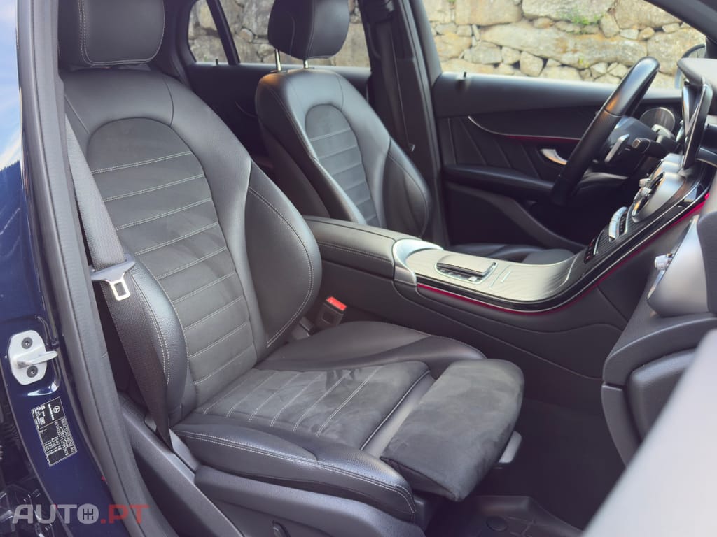 Mercedes-Benz GLC 300 de Coupe 4Matic 9G-TRONIC AMG Line