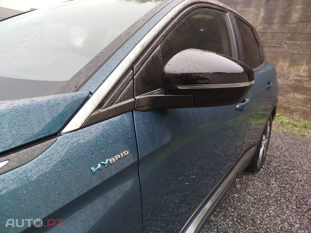 Peugeot 3008 1.6 Hybrid Allure Pack e-EAT8