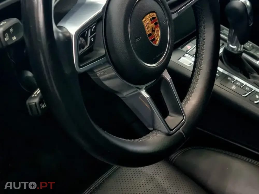 Porsche Macan PDK
