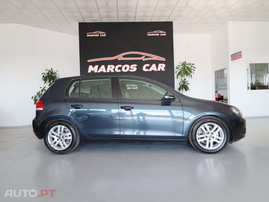 Volkswagen Golf 2.0 TDi Confortline