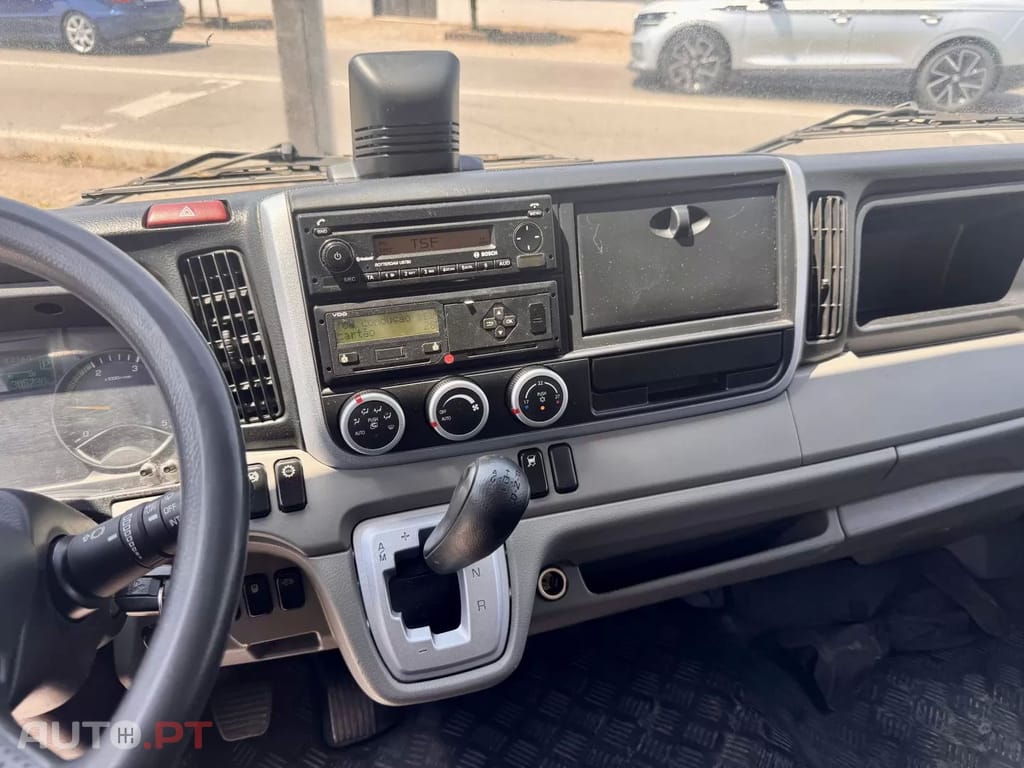 Mitsubishi Canter 7C18