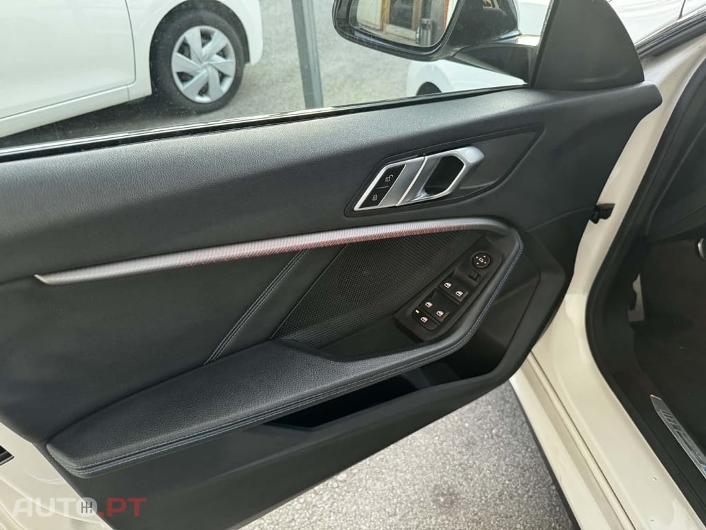 BMW 216 d Pack Desportivo M