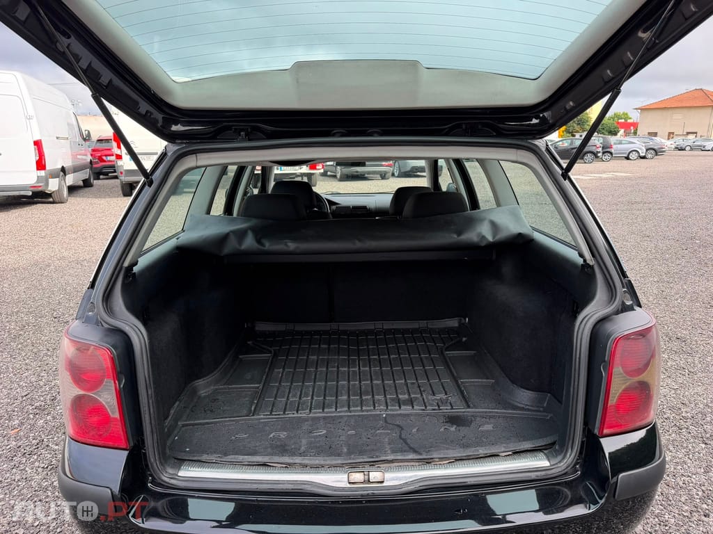 Volkswagen Passat 1.9 TDi Highline