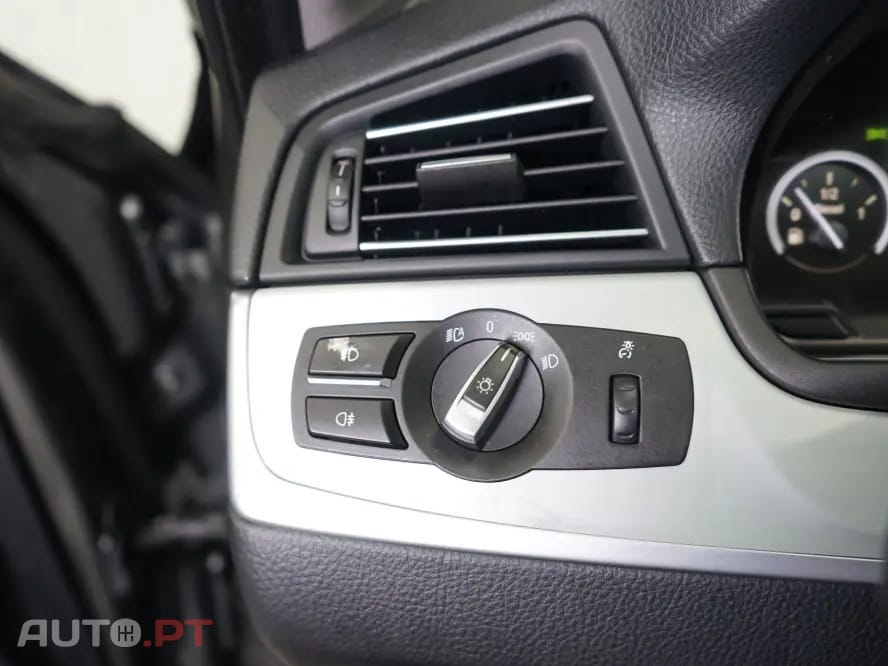 BMW 520 d Exclusive Auto 129g