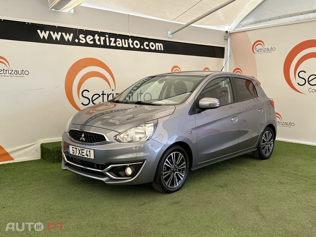 Mitsubishi Space Star 1.2 Intense Connect Edition