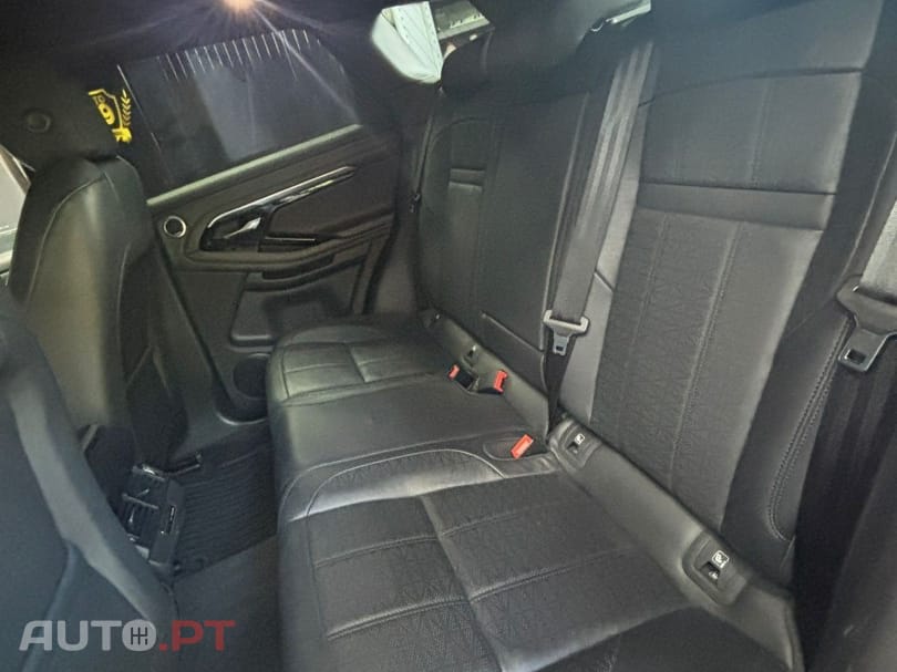 Land Rover Range Rover 1.5 P300e AWD Auto