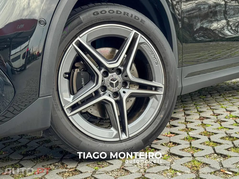 Mercedes-Benz GLA 250 e AMG Line