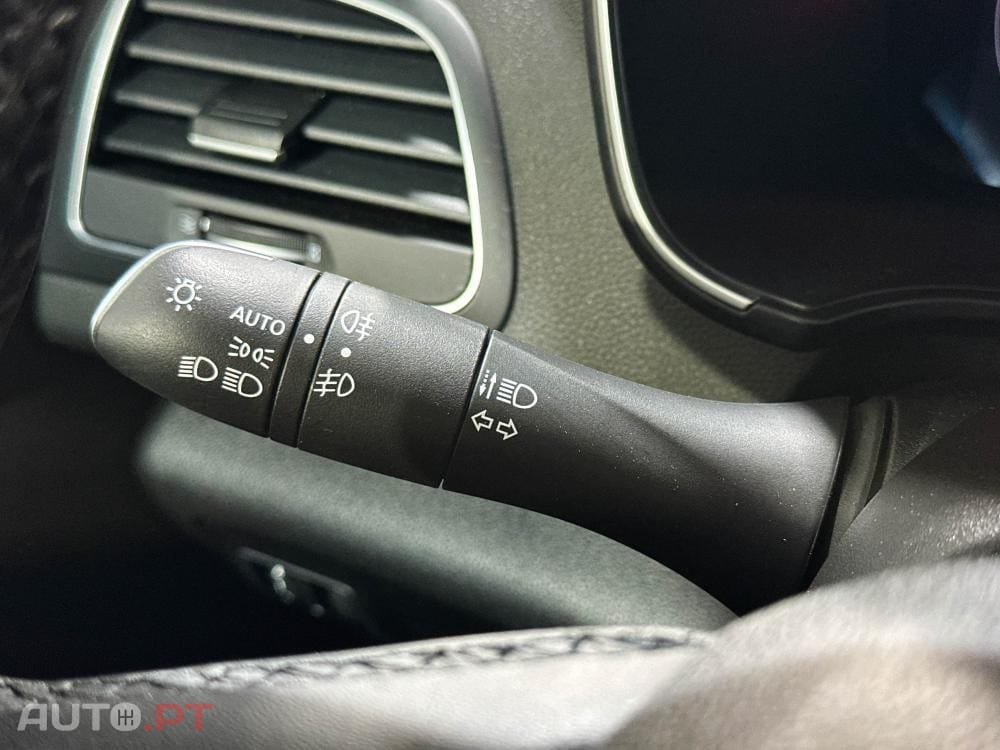 Renault Mégane TCe 140 GPF EDC TECHNO