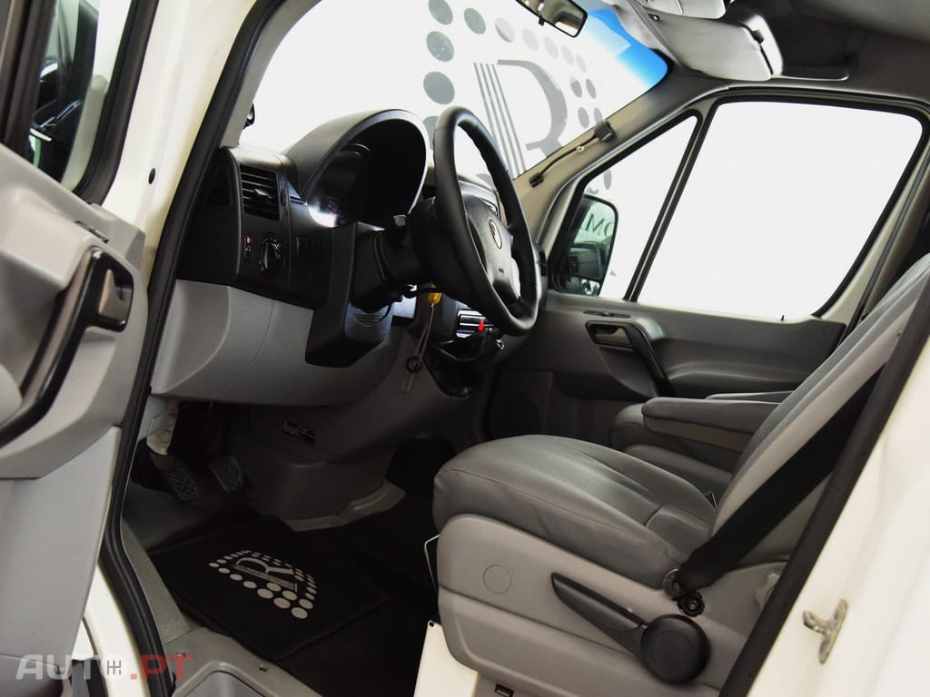 Volkswagen Crafter 2.5TDI 9L